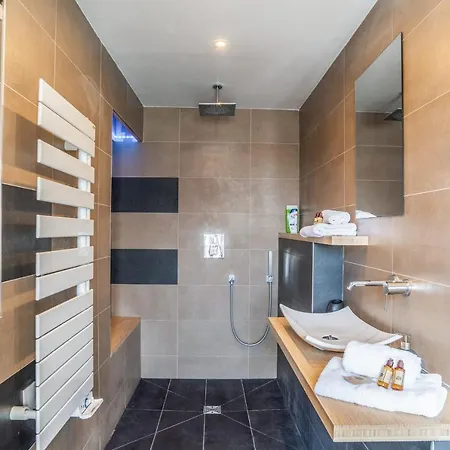 Wonderful With A View On The Port Of - Welkeys Apartment *